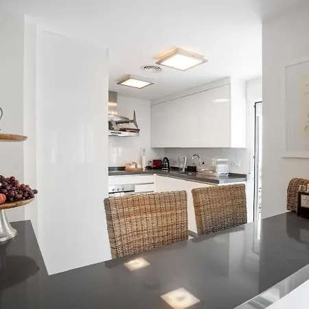 Townhouse In Naranjos Marbella